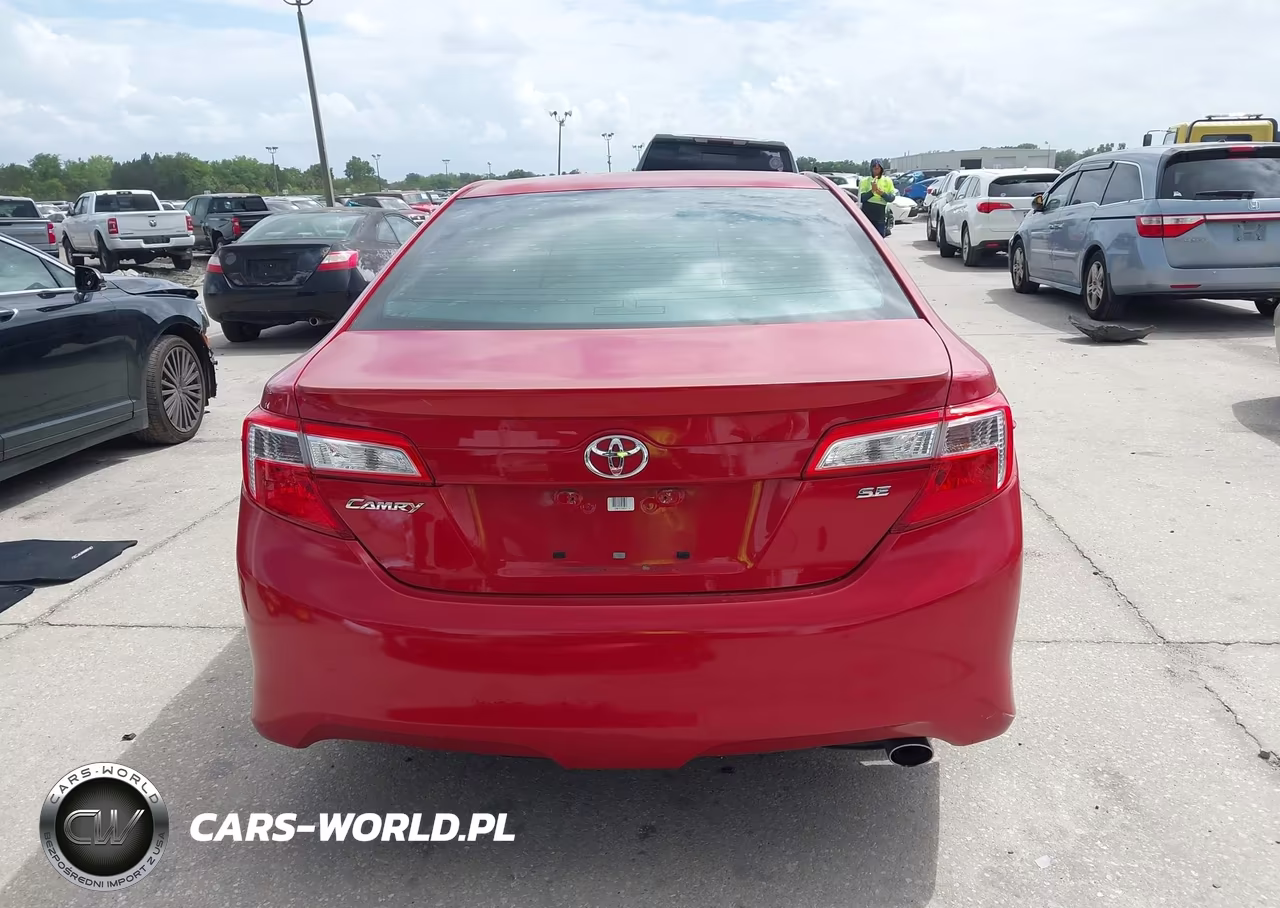 2014 Toyota Camry Se VIN:4T1BF1FK7EU764333 - 16