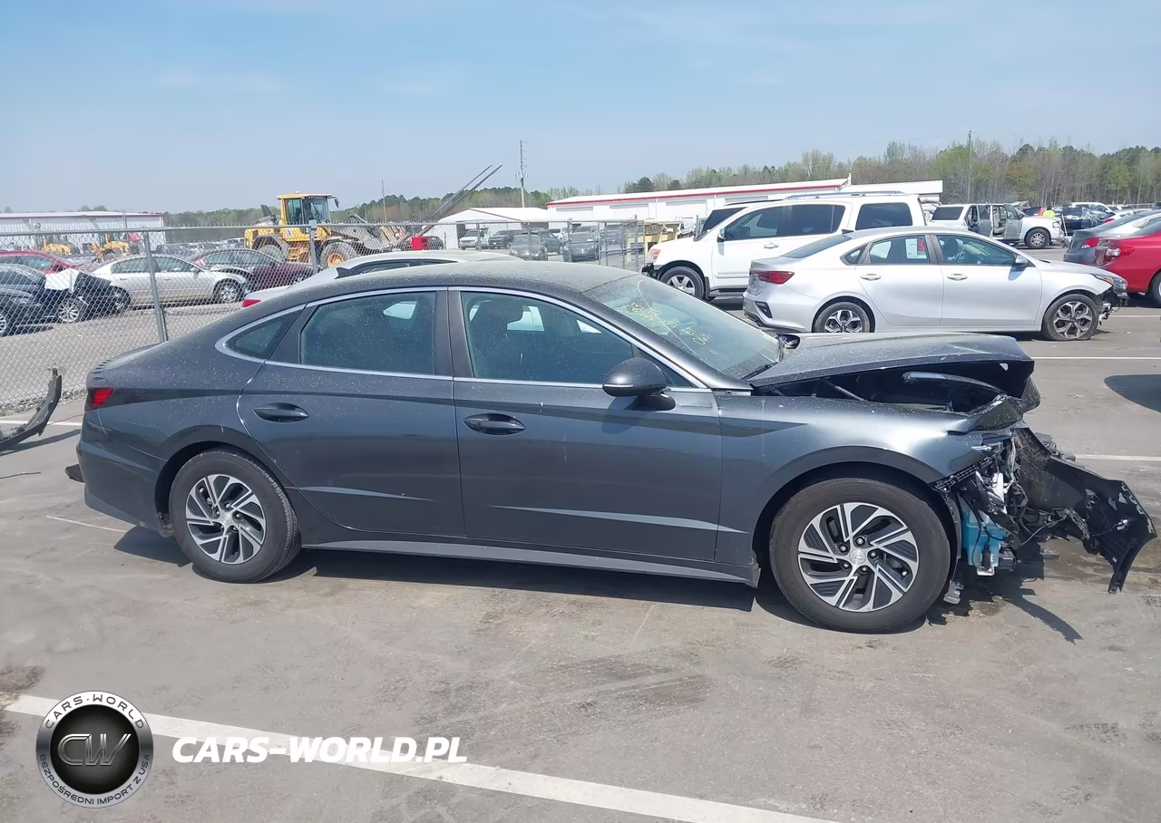 2023 Hyundai Sonata Hybrid Blue VIN:KMHL24JJ6PA060631 - 14