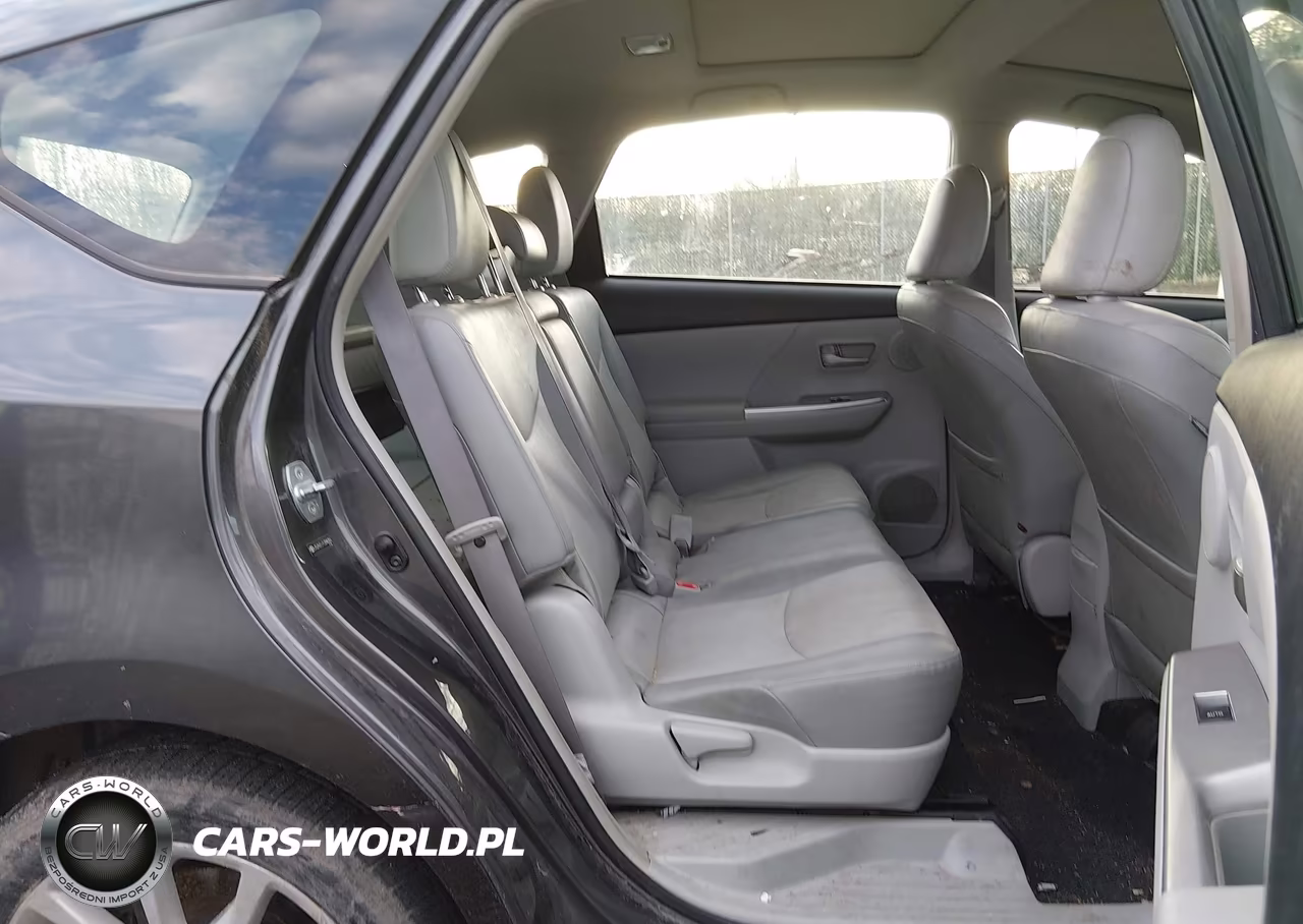 2012 Toyota Prius V Five VIN:JTDZN3EU7C3098355 - 8