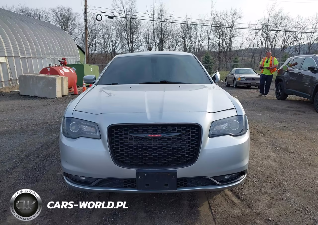 2021 Chrysler 300 300S VIN:2C3CCABG7MH532887 - 12