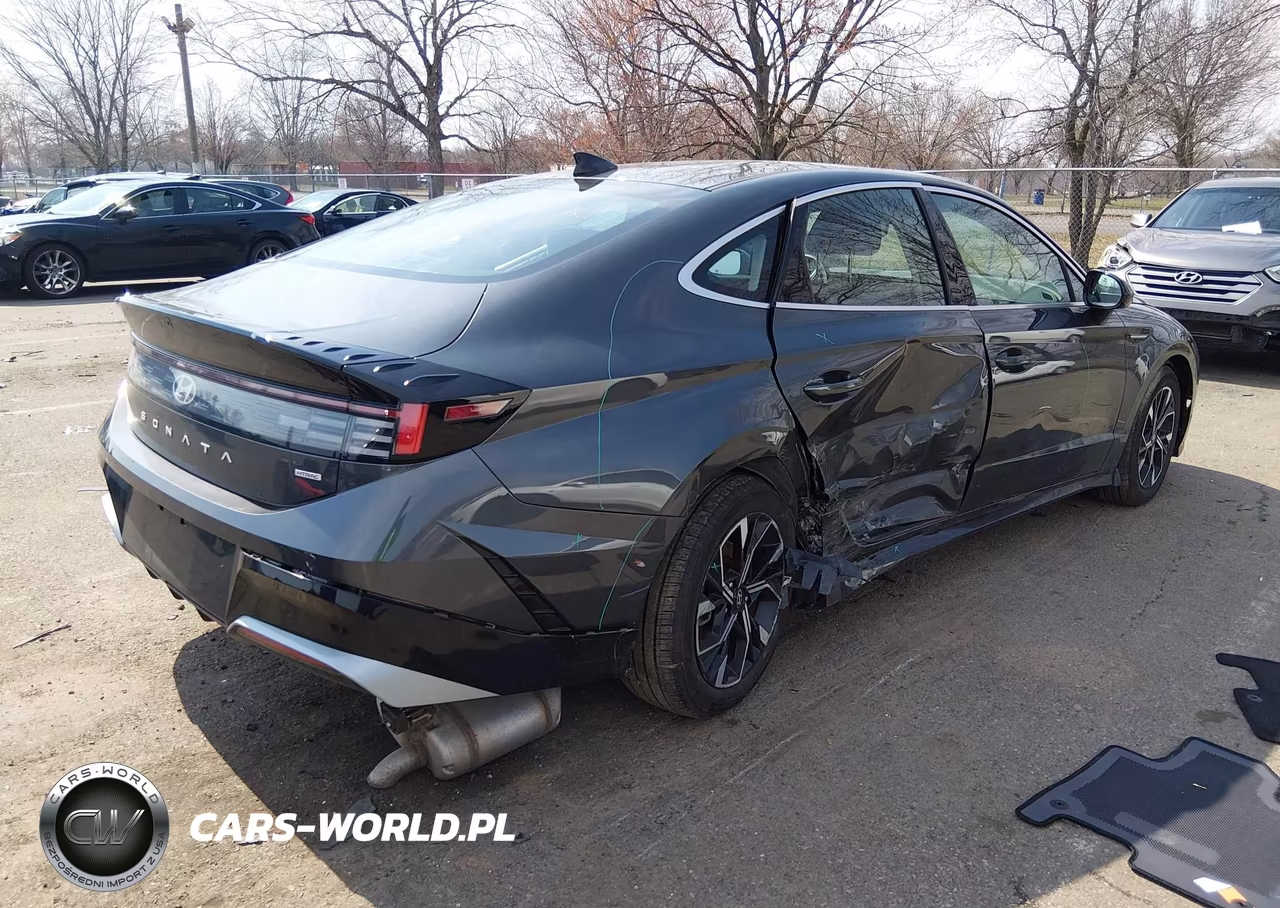 2024 Hyundai Sonata Sel VIN:KMHL64JA9RA379786 - 4