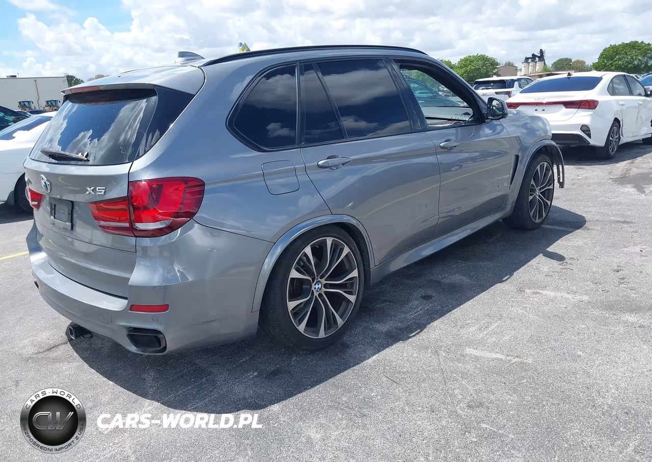 2018 BMW X5 xDrive50I VIN:5UXKR6C52JL080327 - 4