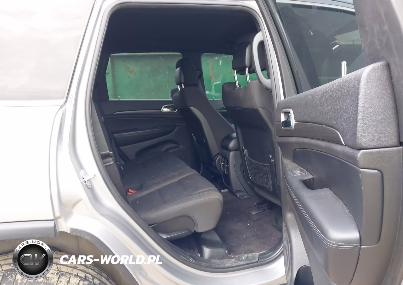 2018 Jeep Grand Cherokee Laredo E 4X4 VIN:1C4RJFAG6JC240723 - 8