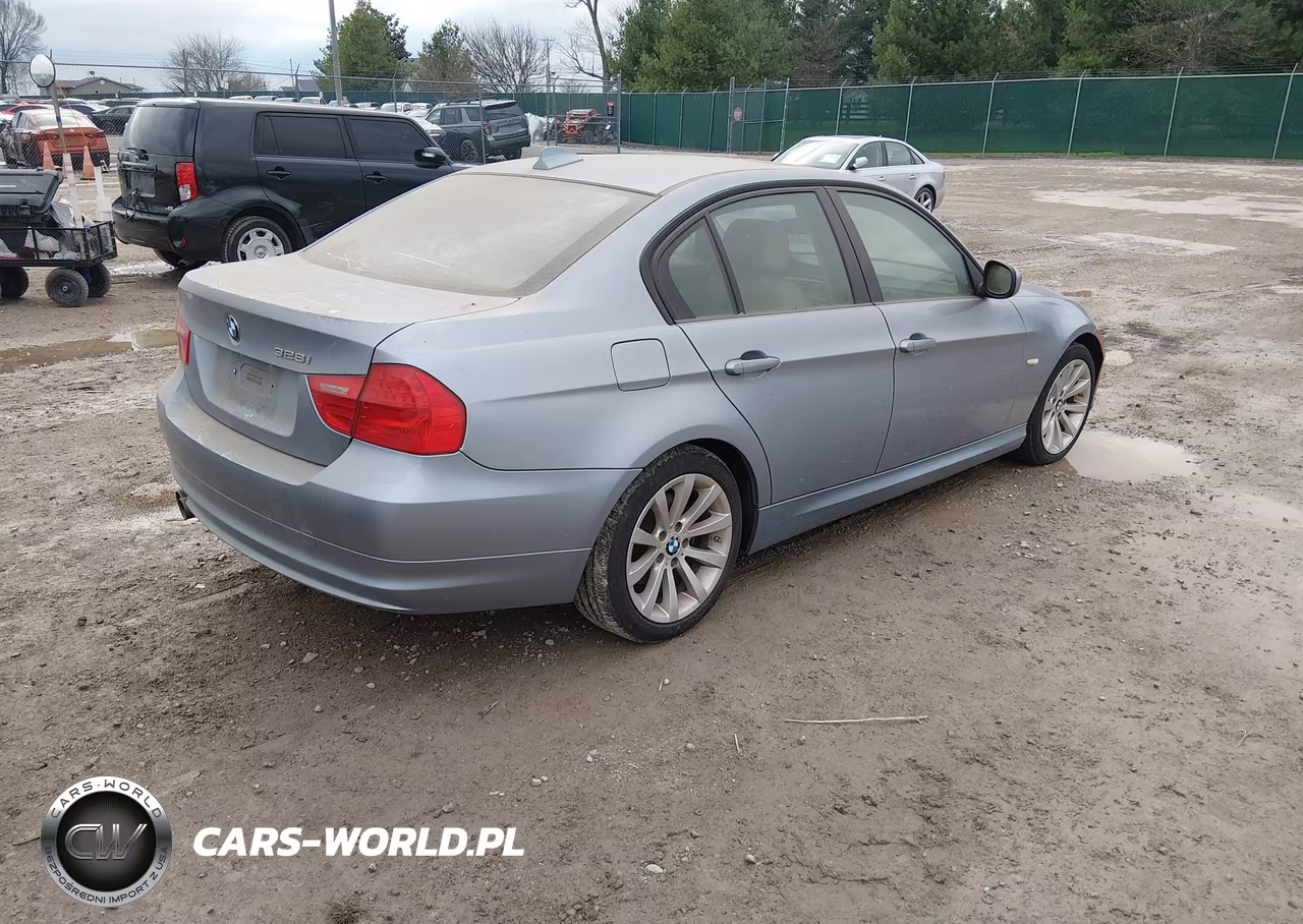 2011 BMW 328I VIN:WBAPH7G52BNM59311 - 4