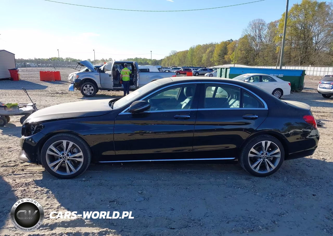 2017 Mercedes-Benz C 300 VIN:55SWF4JB0HU219794 - 15