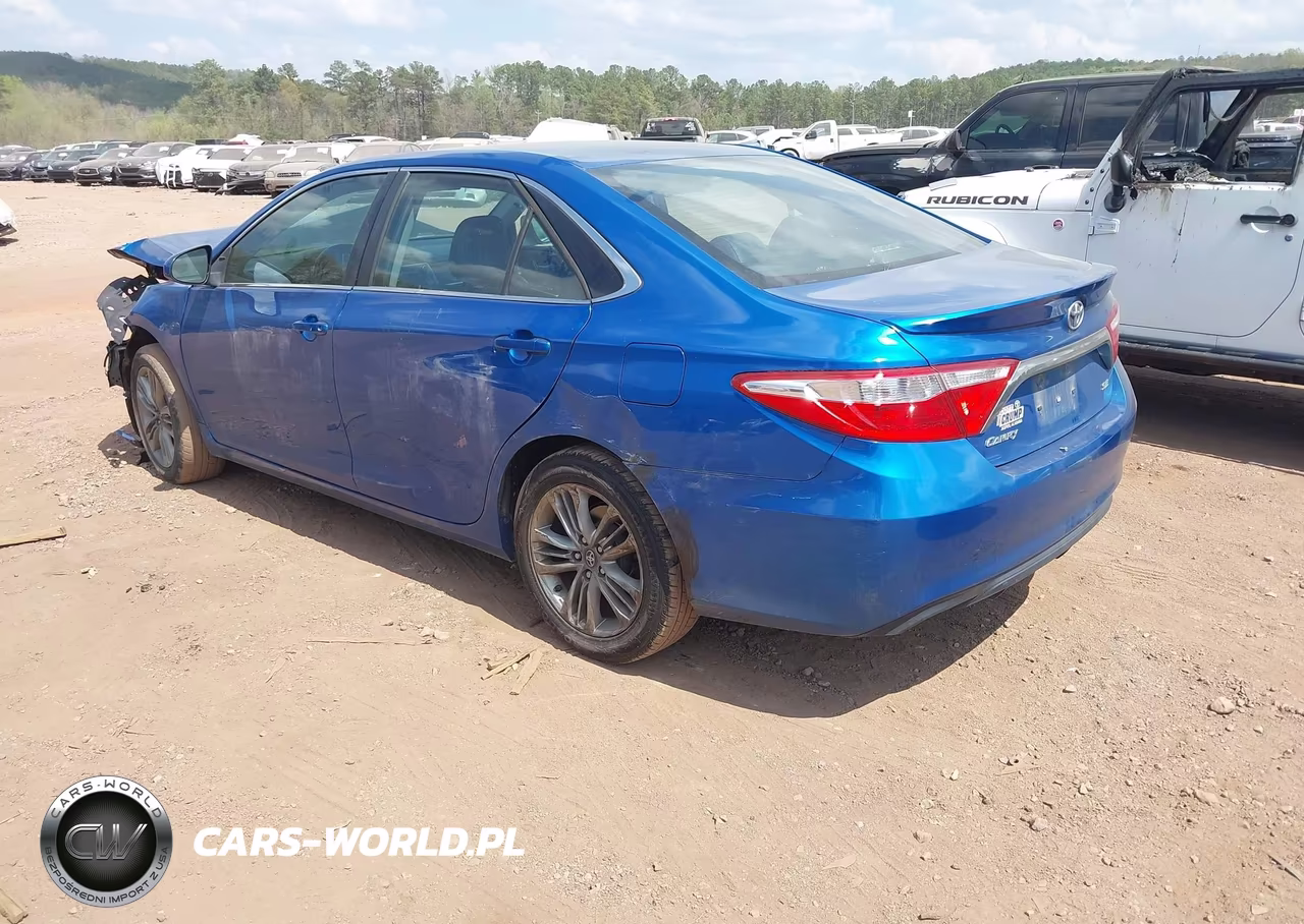 2017 Toyota Camry Se VIN:4T1BF1FK4HU620758 - 3