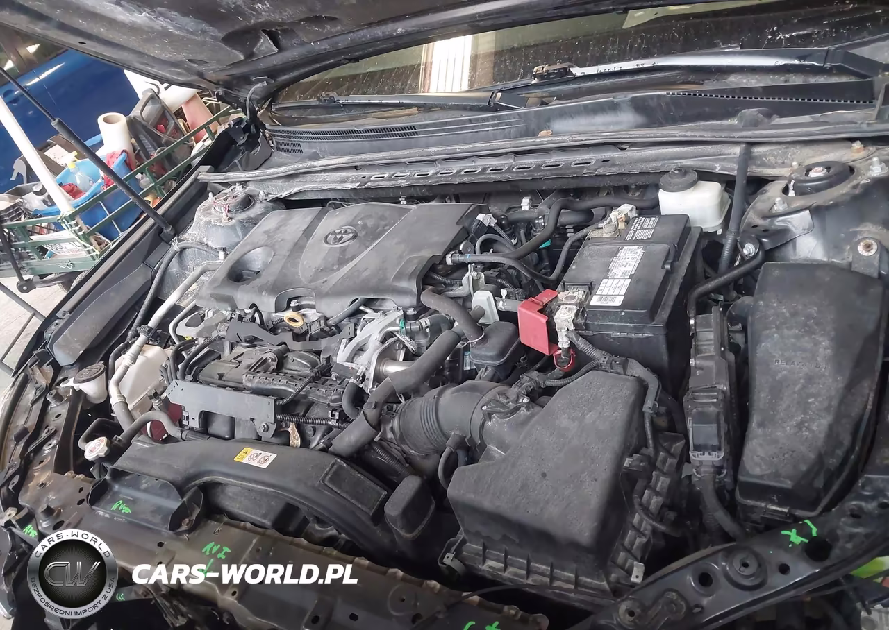 2018 Toyota Camry Le VIN:4T1B11HK4JU618509 - 10