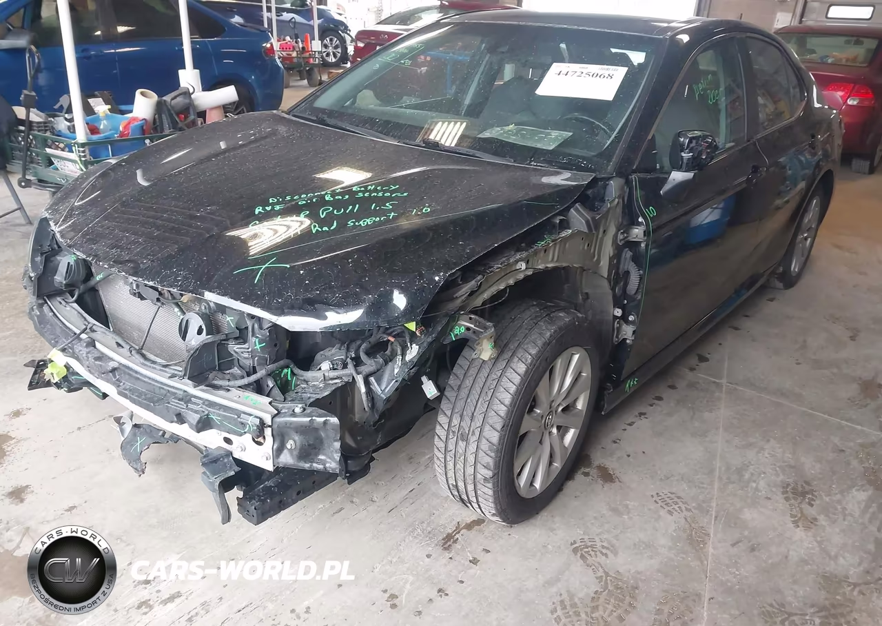 2018 Toyota Camry Le VIN:4T1B11HK4JU618509 - 6