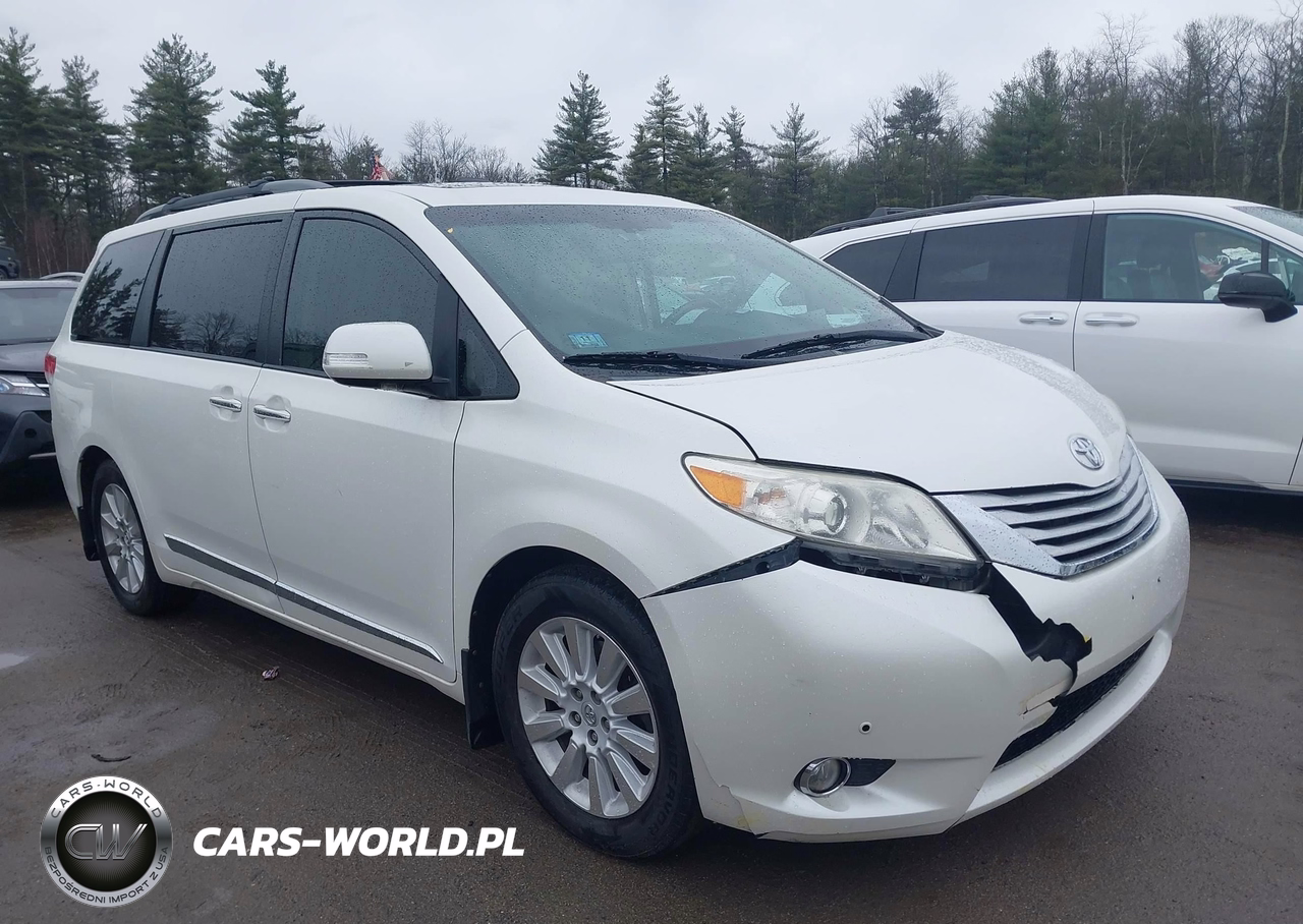 2014 Toyota Sienna Limited 7 Passenger