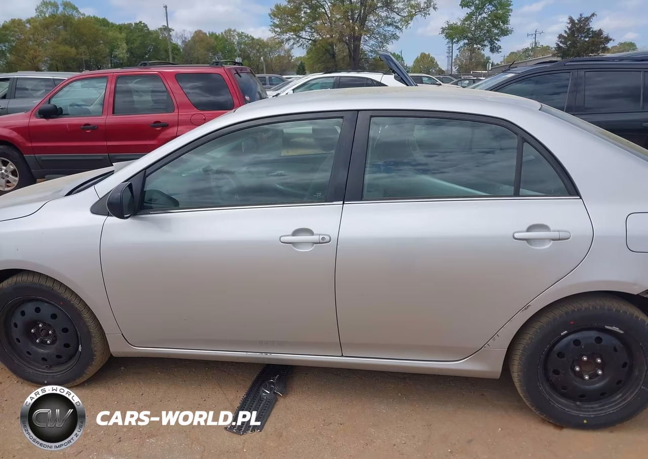 2013 Toyota Corolla Le VIN:5YFBU4EE4DP204756 - 14