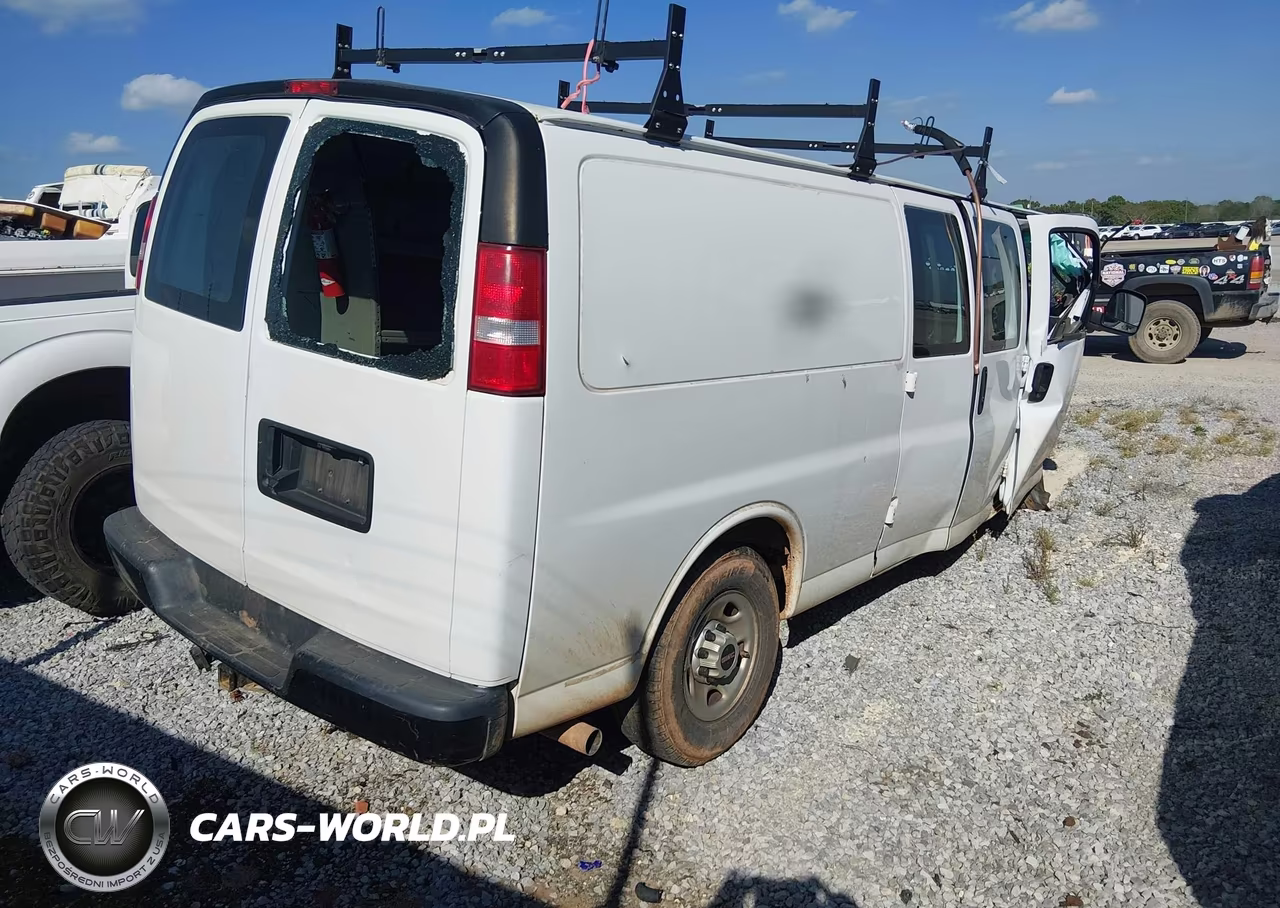 2019 GMC Savana 2500 Work Van VIN:1GTW7BFG3K1323722 - 4
