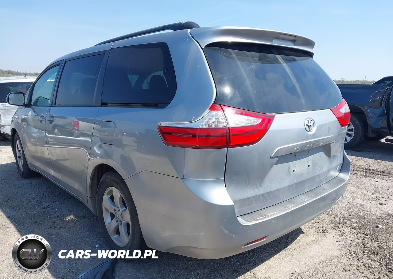 2015 Toyota Sienna Le 8 Passenger VIN:5TDKK3DC9FS599916 - 3