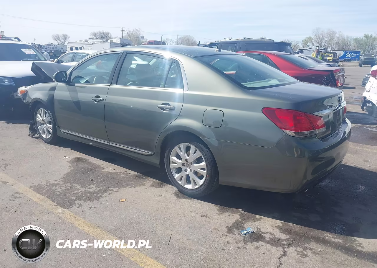 2011 Toyota Avalon VIN:4T1BK3DBXBU384747 - 3