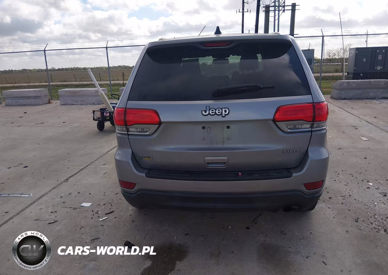 2015 Jeep Grand Cherokee Laredo VIN:1C4RJEAG1FC235706 - 16