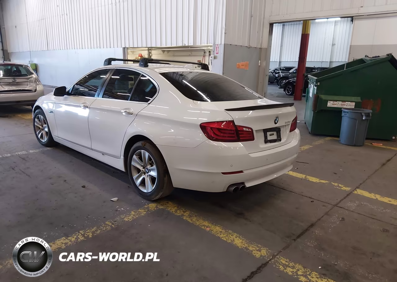 2011 BMW 528I VIN:WBAFR1C53BC744784 - 3