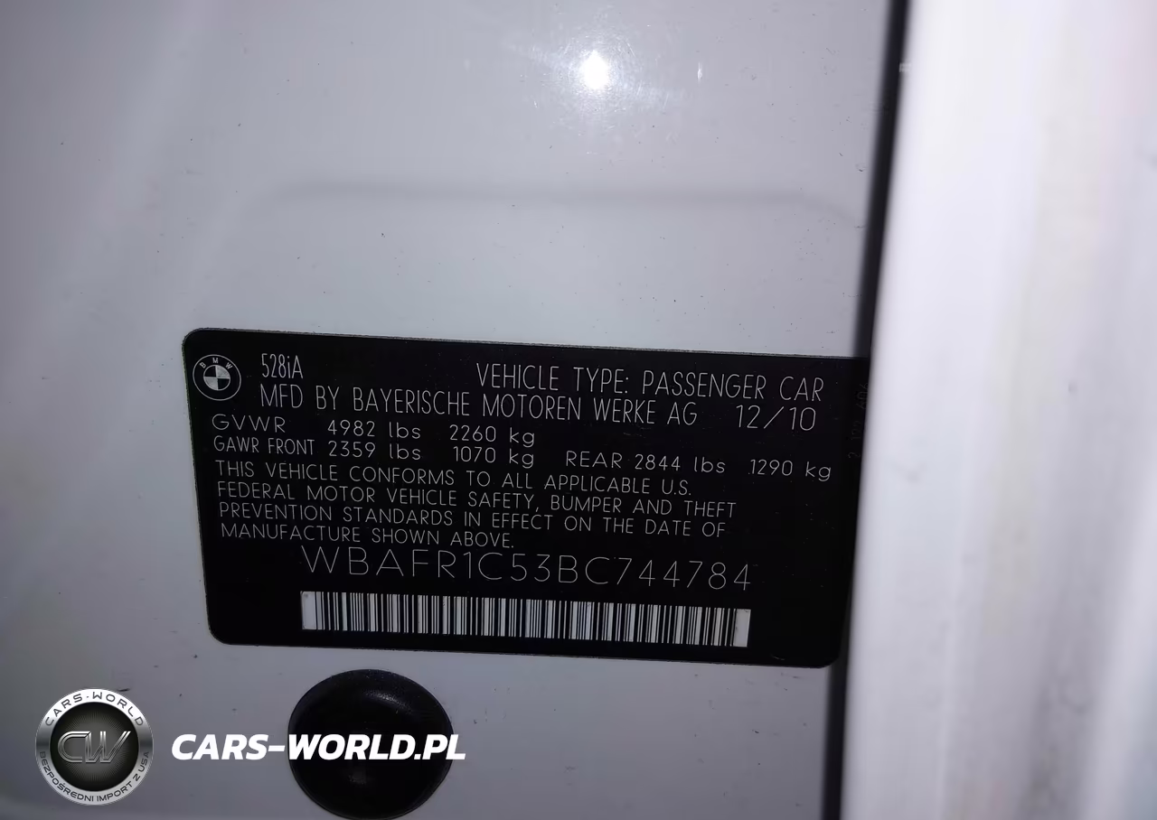 2011 BMW 528I VIN:WBAFR1C53BC744784 - 9
