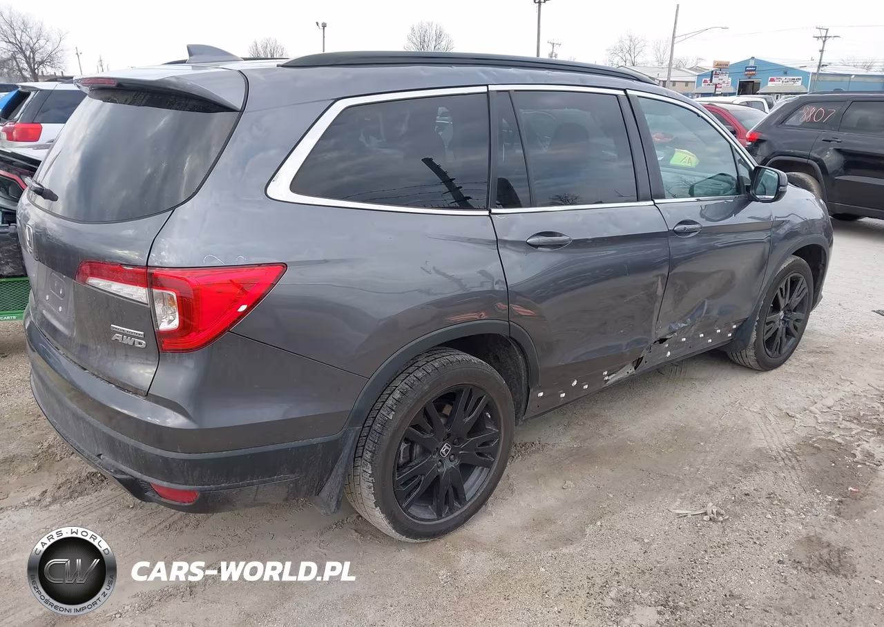 2021 Honda Pilot Awd Special Edition VIN:5FNYF6H23MB023421 - 4