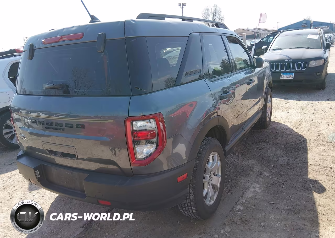 2022 Ford Bronco Sport VIN:3FMCR9A68NRD12404 - 4