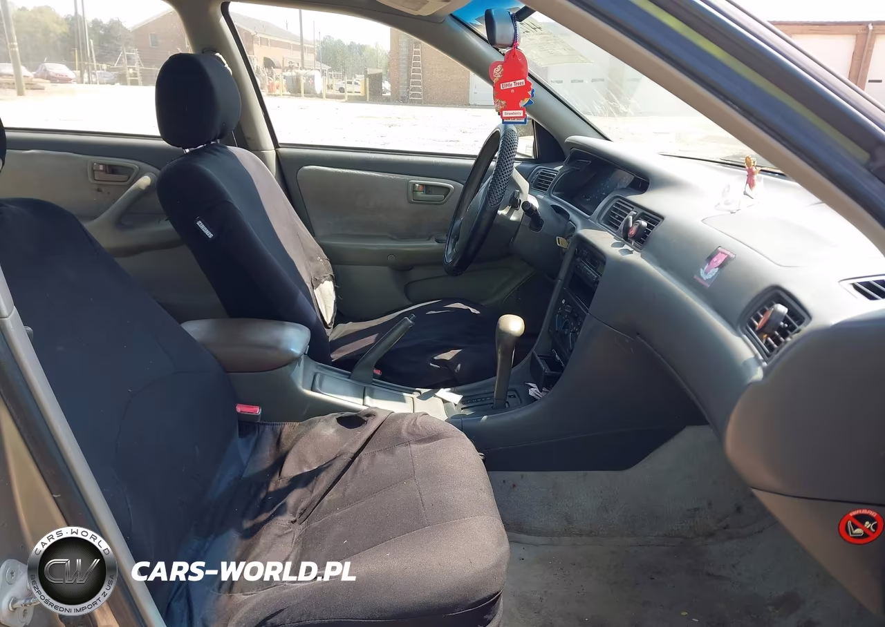 1997 Toyota Camry Le VIN:4T1BG22K7VU044166 - 5