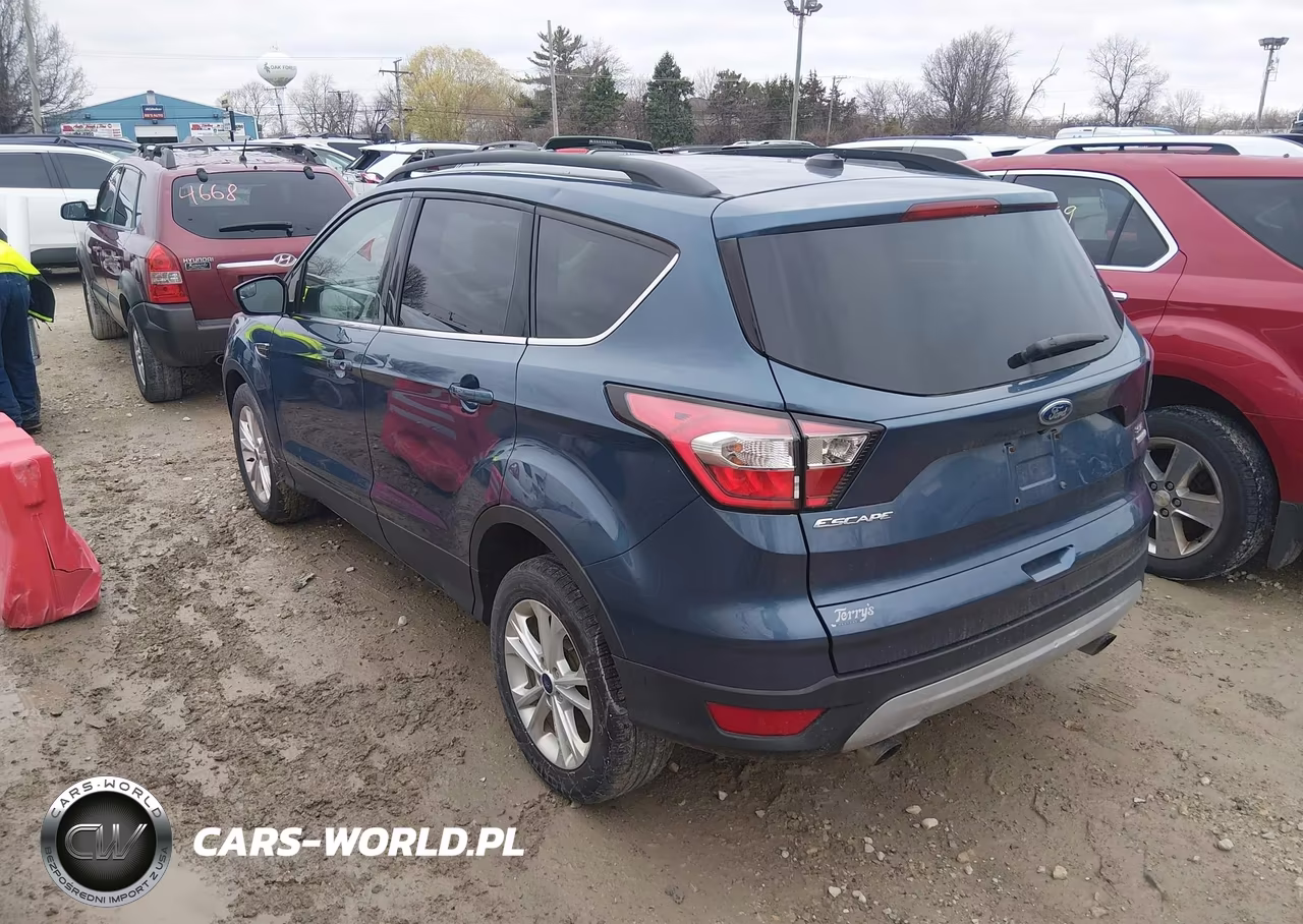 2018 Ford Escape Se VIN:1FMCU0GD9JUC85765 - 3