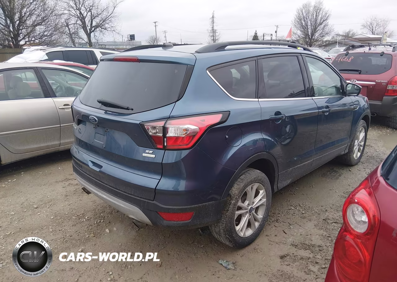 2018 Ford Escape Se VIN:1FMCU0GD9JUC85765 - 4