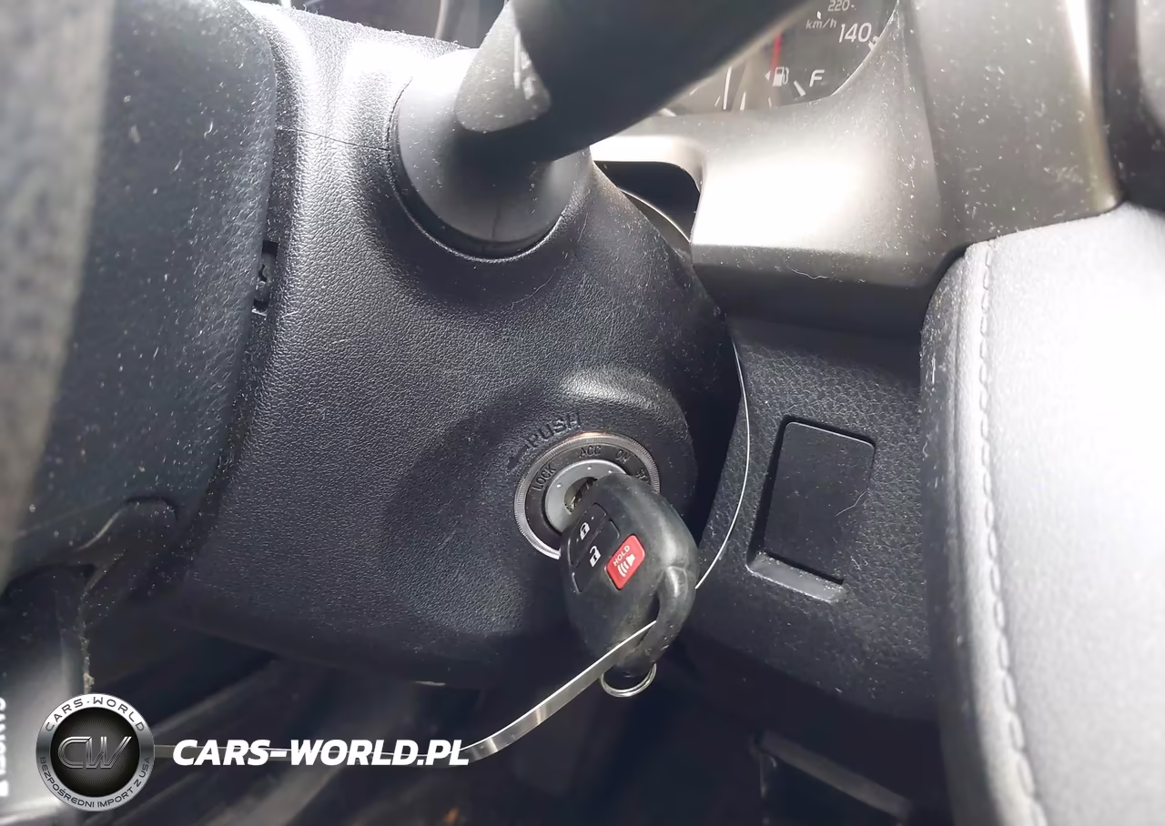 2018 Toyota Rav4 Le VIN:JTMBFREV8JD243050 - 11