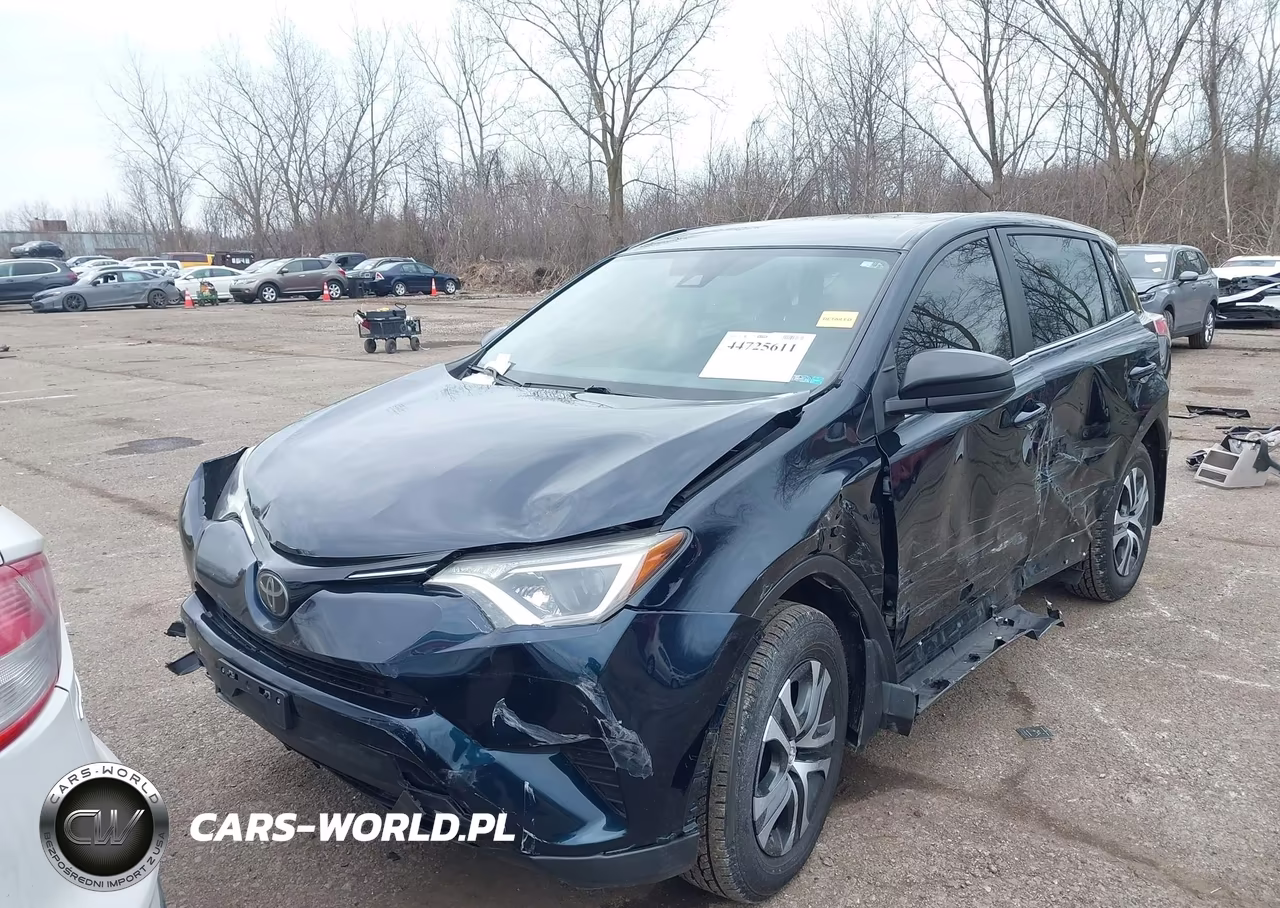 2018 Toyota Rav4 Le VIN:JTMBFREV8JD243050 - 2