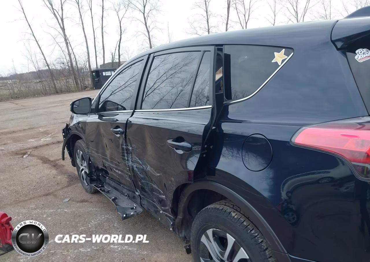 2018 Toyota Rav4 Le VIN:JTMBFREV8JD243050 - 6
