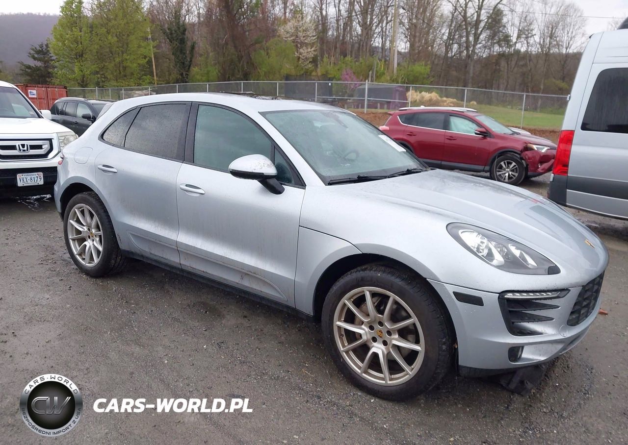 2016 Porsche Macan S