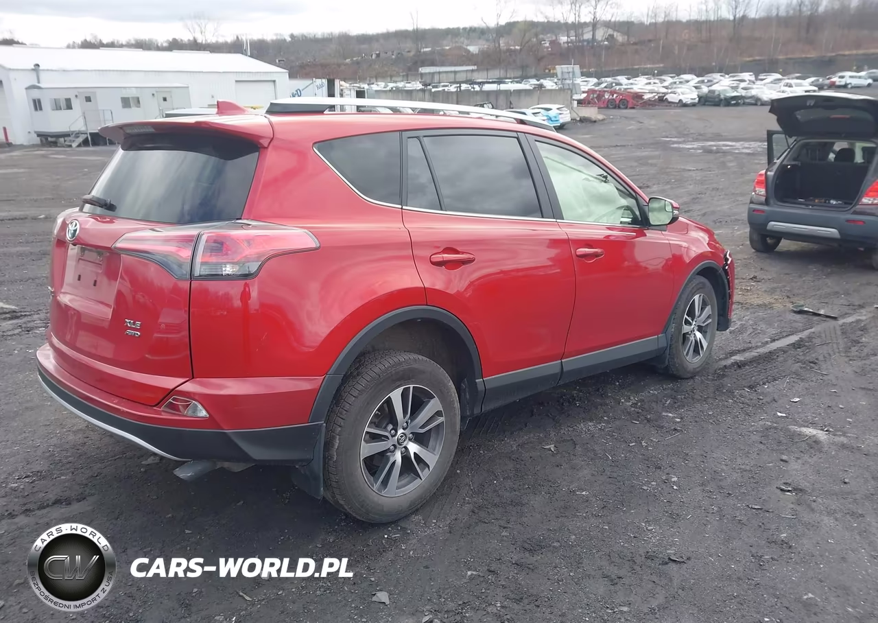 2017 Toyota Rav4 Xle VIN:JTMRFREV0HJ110499 - 4