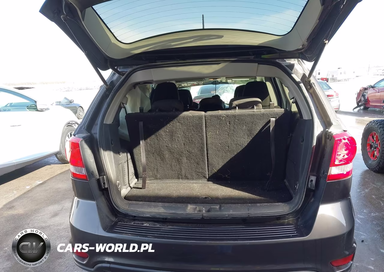 2019 Dodge Journey Se VIN:3C4PDCBB5KT718300 - 19