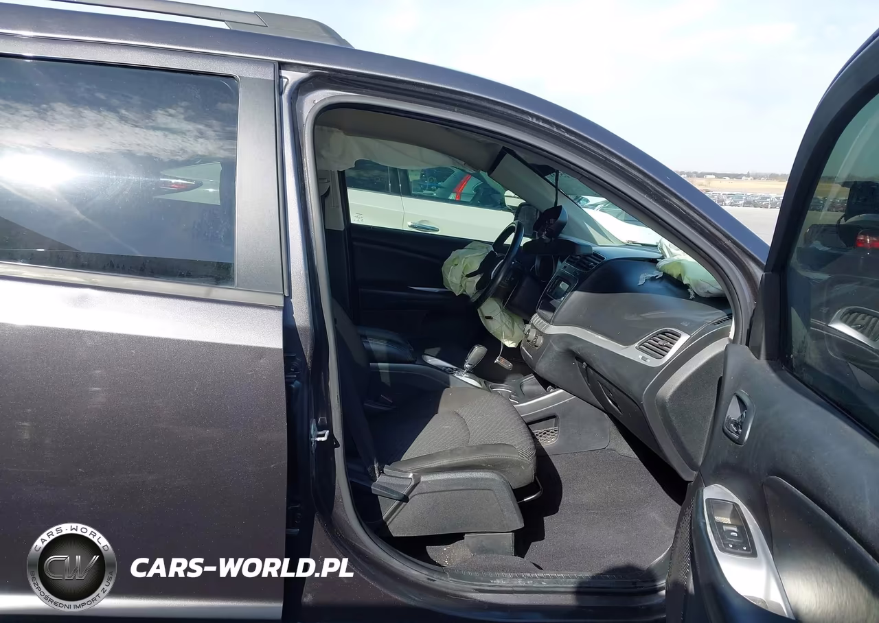2019 Dodge Journey Se VIN:3C4PDCBB5KT718300 - 5