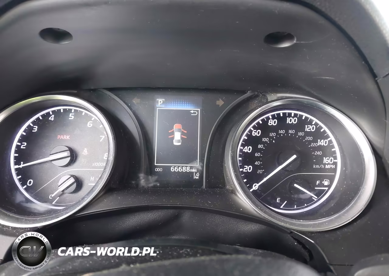 2018 Toyota Camry Le VIN:4T1B11HK9JU613418 - 7