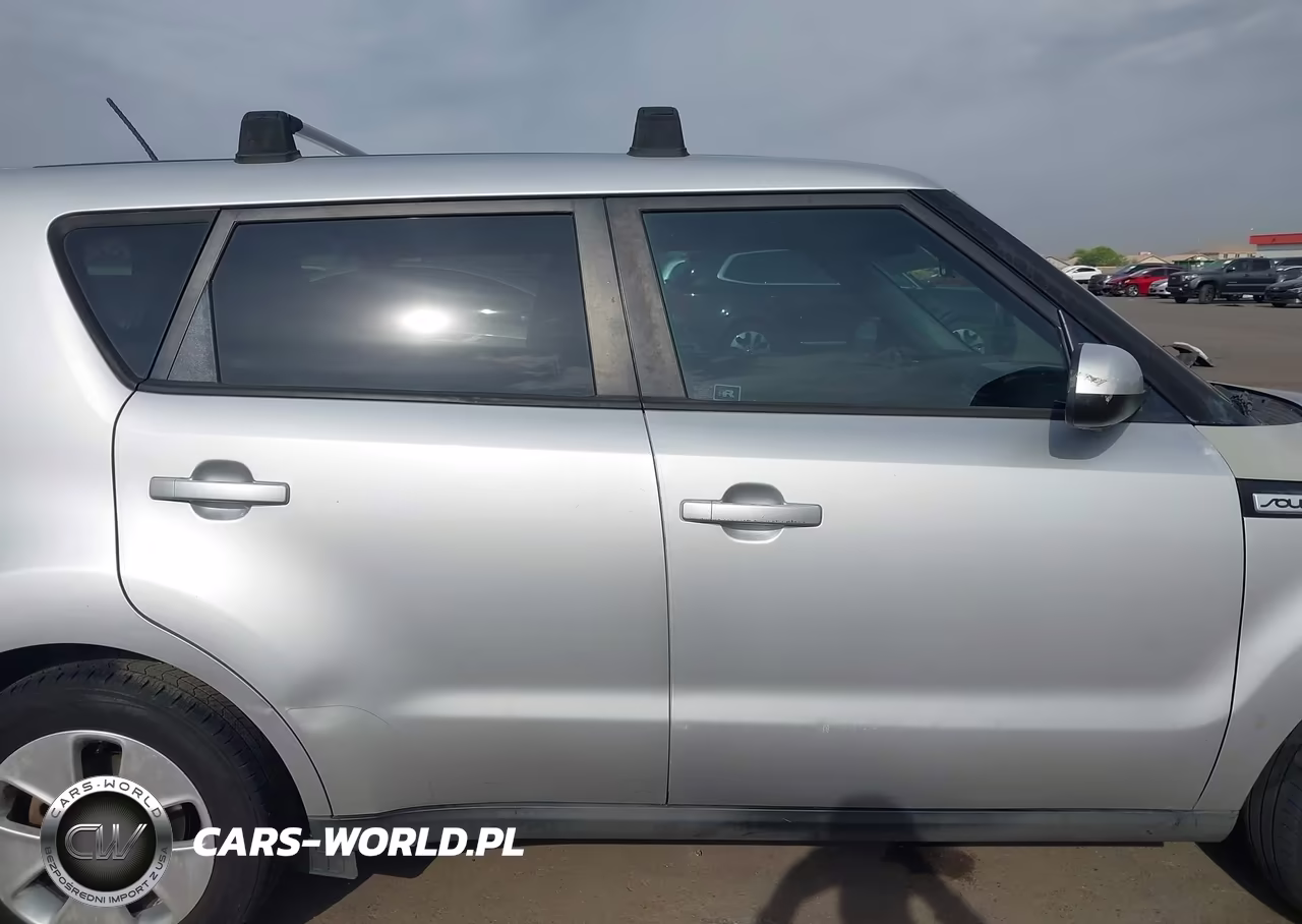 2016 Kia Soul VIN:KNDJN2A21G7845507 - 14