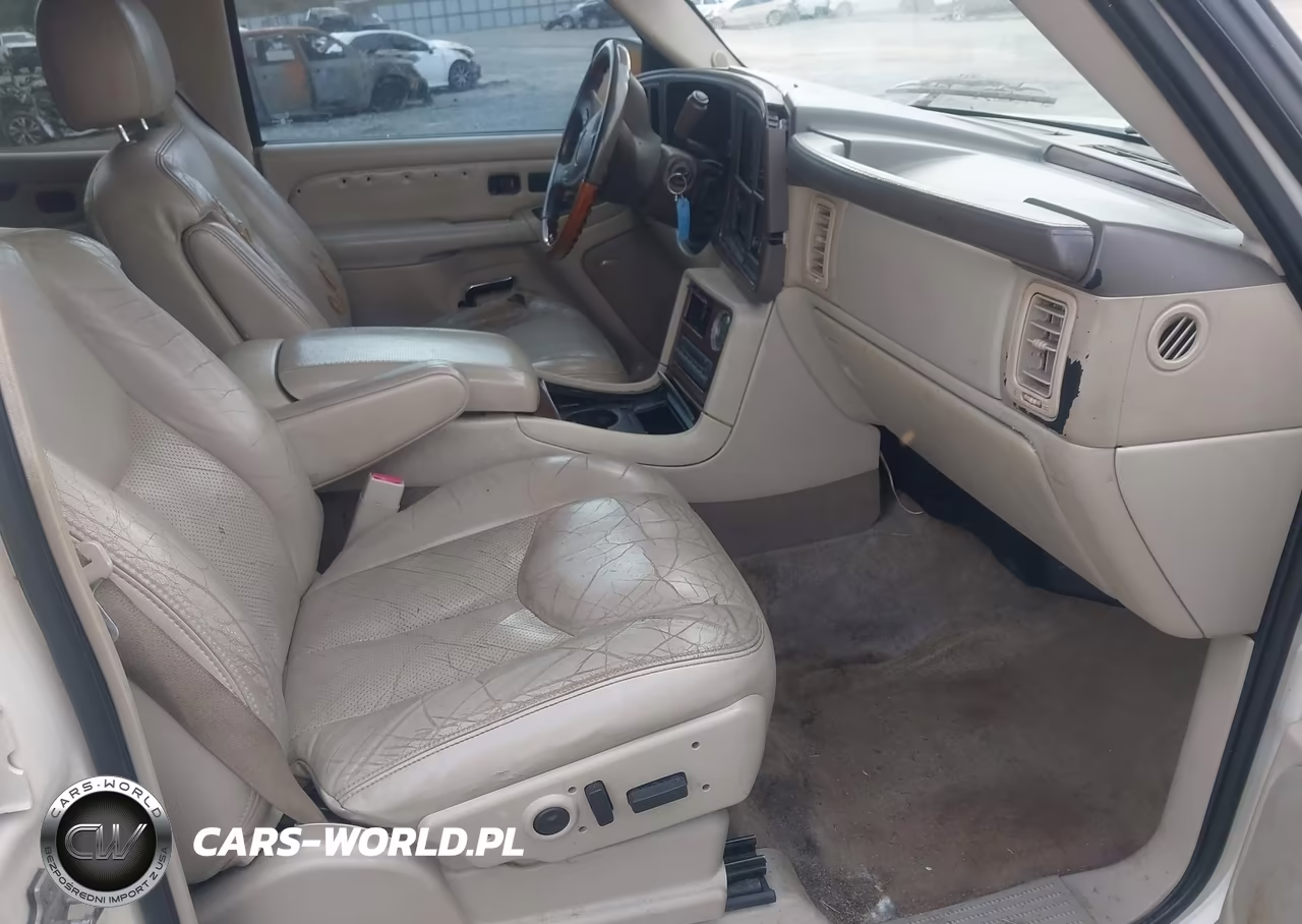 2006 Cadillac Escalade Standard VIN:1GYEC63N66R146490 - 5