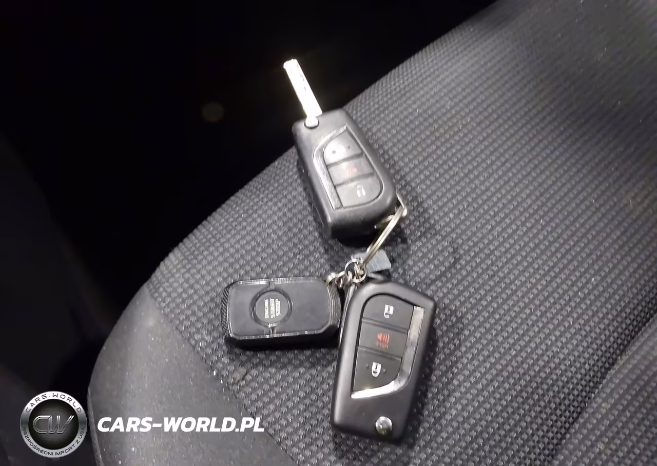 2019 Toyota Rav4 Hybrid Le VIN:2T3MWRFVXKW013814 - 11