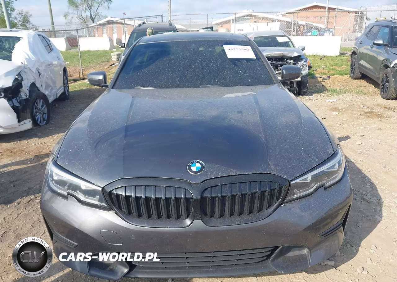 2019 BMW 330I VIN:WBA5R1C5XKAK12973 - 13