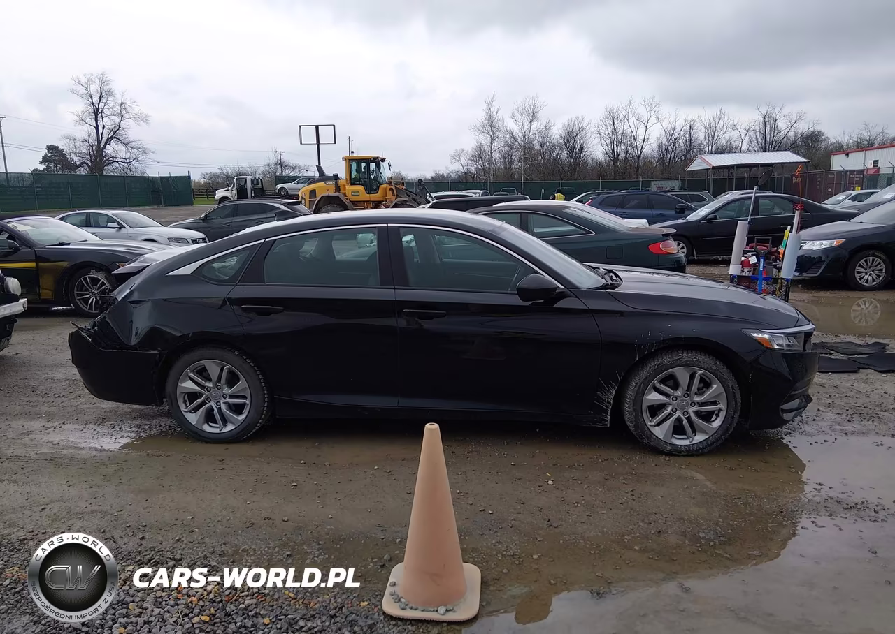 2018 Honda Accord Lx VIN:1HGCV1F13JA236644 - 13