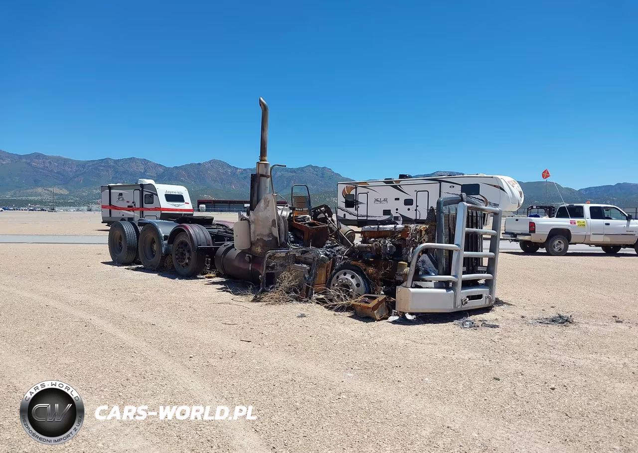 2007 Kenworth Construction T800