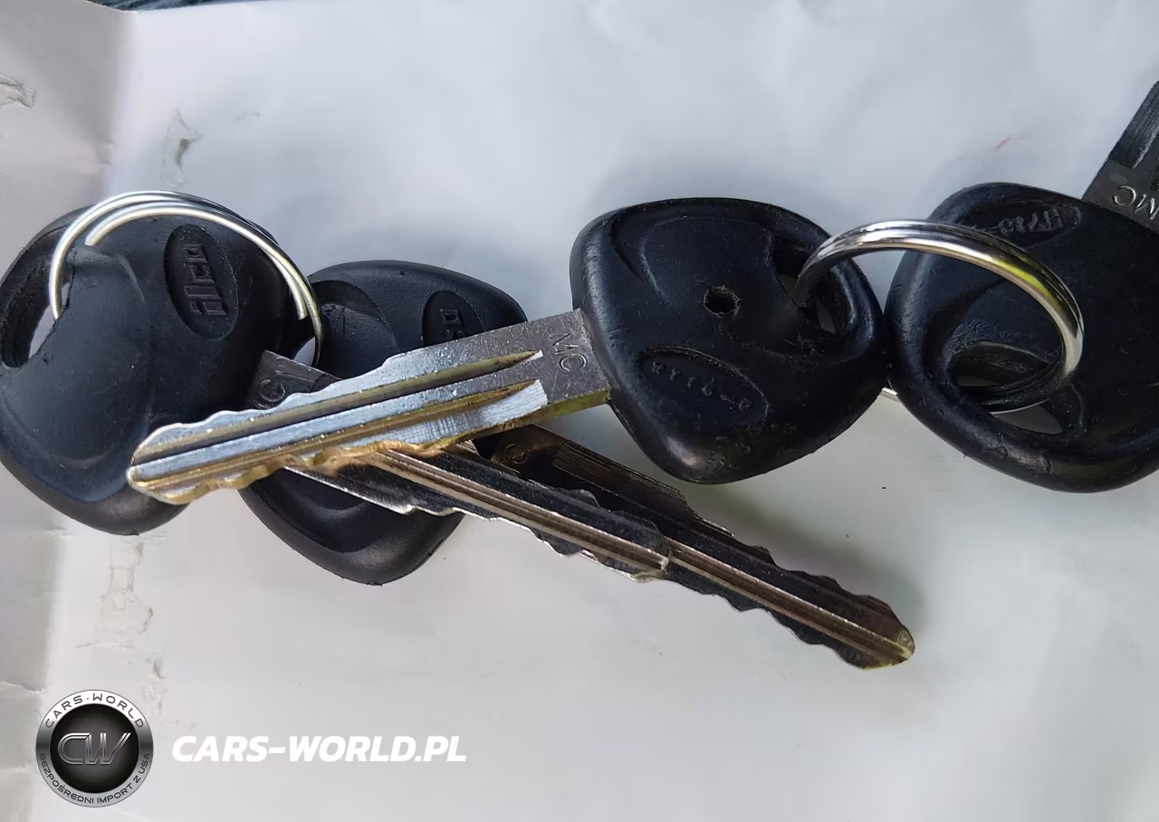 2009 Hyundai Accent Gls VIN:KMHCN46C39U372005 - 11