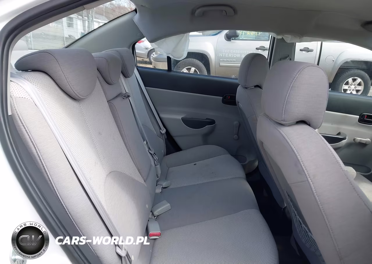 2009 Hyundai Accent Gls VIN:KMHCN46C39U372005 - 8