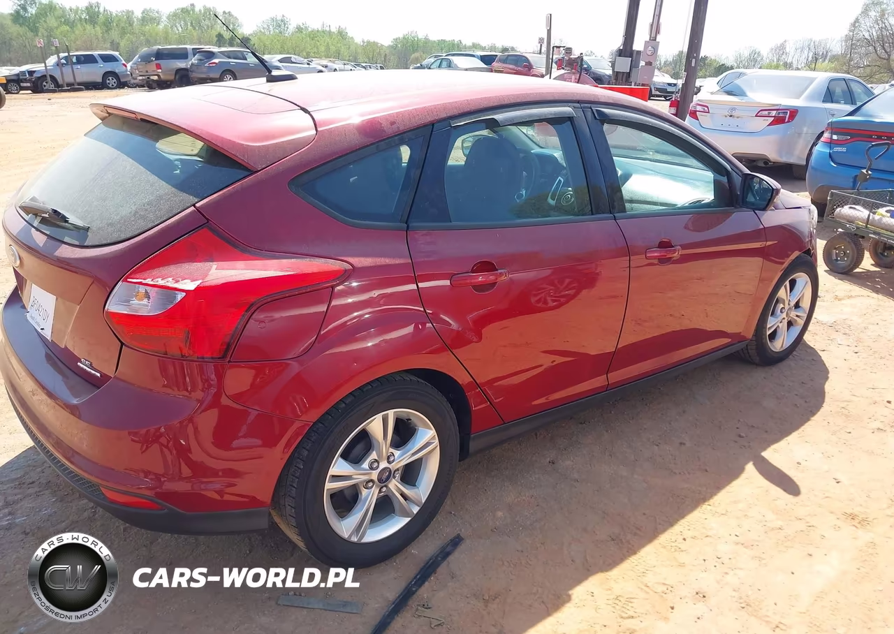 2013 Ford Focus Se VIN:1FADP3K20DL269011 - 4