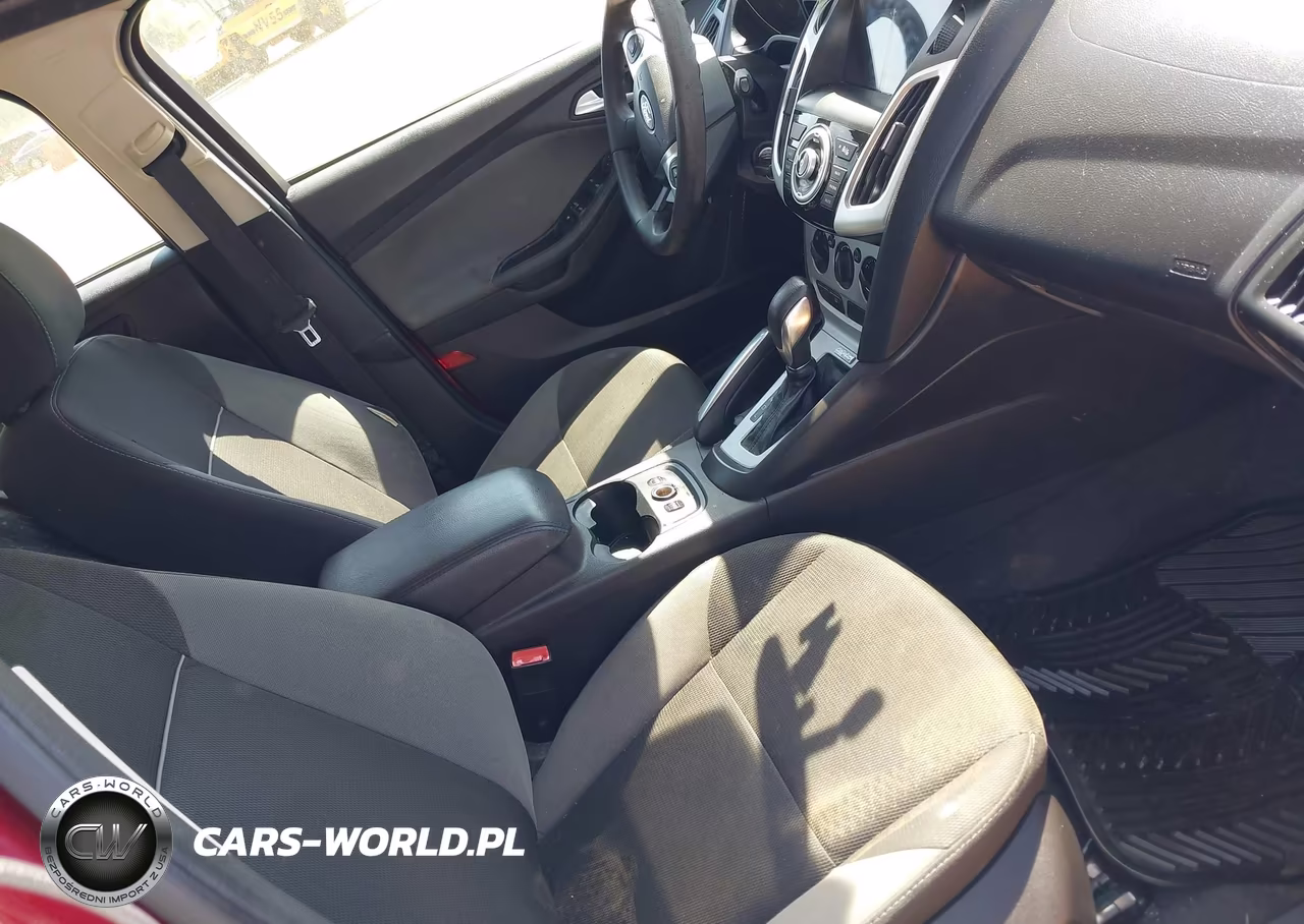 2013 Ford Focus Se VIN:1FADP3K20DL269011 - 5