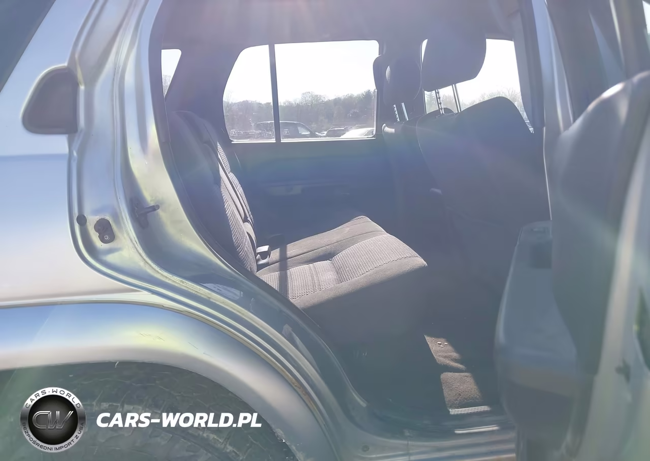 2004 Nissan Pathfinder Se VIN:JN8DR09Y64W907200 - 8