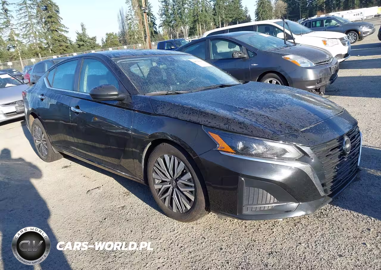 2024 Nissan Altima Sv Fwd