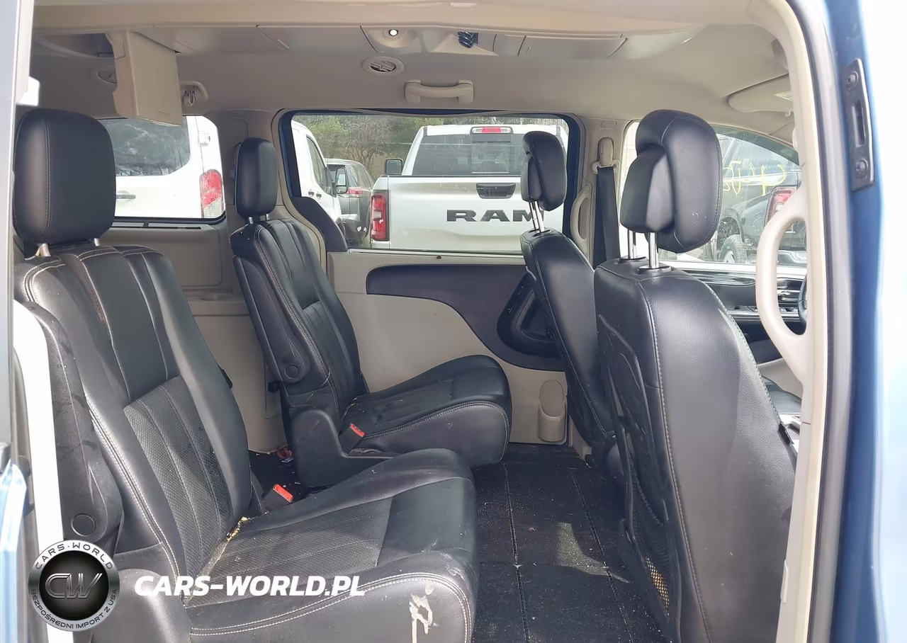 2011 Chrysler Town & Country Touring-L VIN:2A4RR8DG9BR781901 - 8