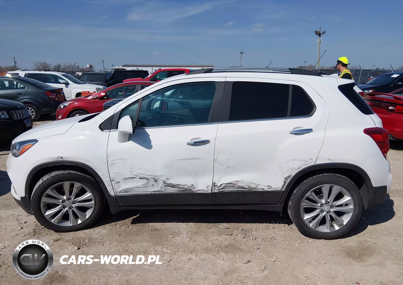 2017 Chevrolet Trax Premier VIN:3GNCJMSB5HL148733 - 14