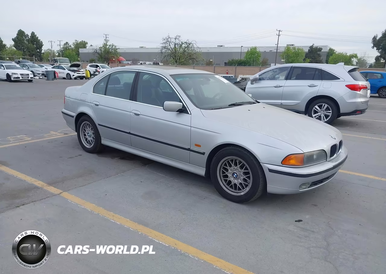 2000 BMW 528Ia