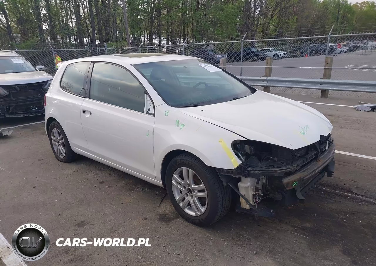 2012 Volkswagen Golf 2.5L 2-Door