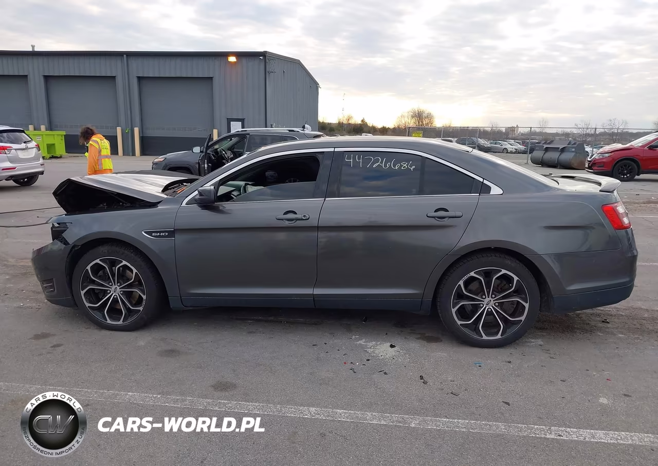 2016 Ford Taurus Sho VIN:1FAHP2KT3GG157739 - 14